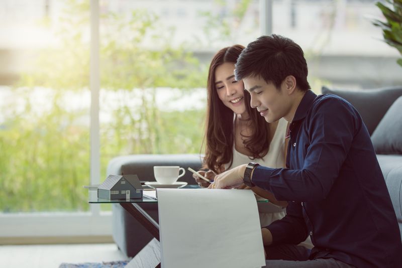 Tips Cerdas Mengatur Keuangan Pasca Pernikahan untuk Pasangan Baru
