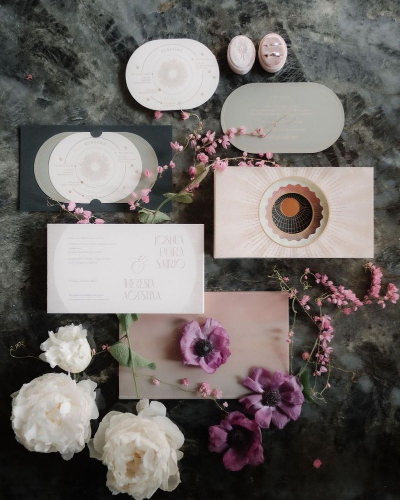 Tips dan Trik Wedding Stylist dalam Membuat Flat Lay yang Menawan